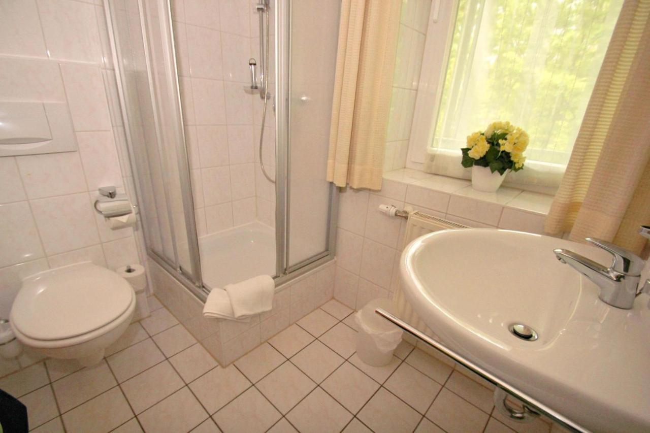 Strandnah, Balkon, Ahoi Erlebnisbad In Sellin Gratis - Strandresidenz Brandenburg Fewo 08 Goehren  Exterior foto
